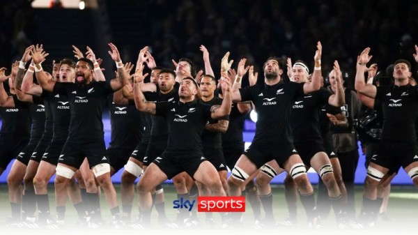 Rugby World Cup: Dan Carter backs New Zealand to shine in France despite recent struggles
     
        Rugby World Cup: Dan Carter backs New Zealand to shine in France despite recent struggles